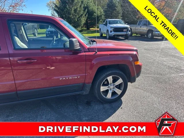 Used 2017 Red Jeep High Altitude image 12