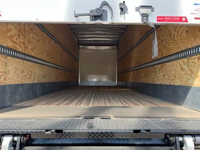 New 2024 Arc White Chevrolet MEDIUM ASH GRAY image 20