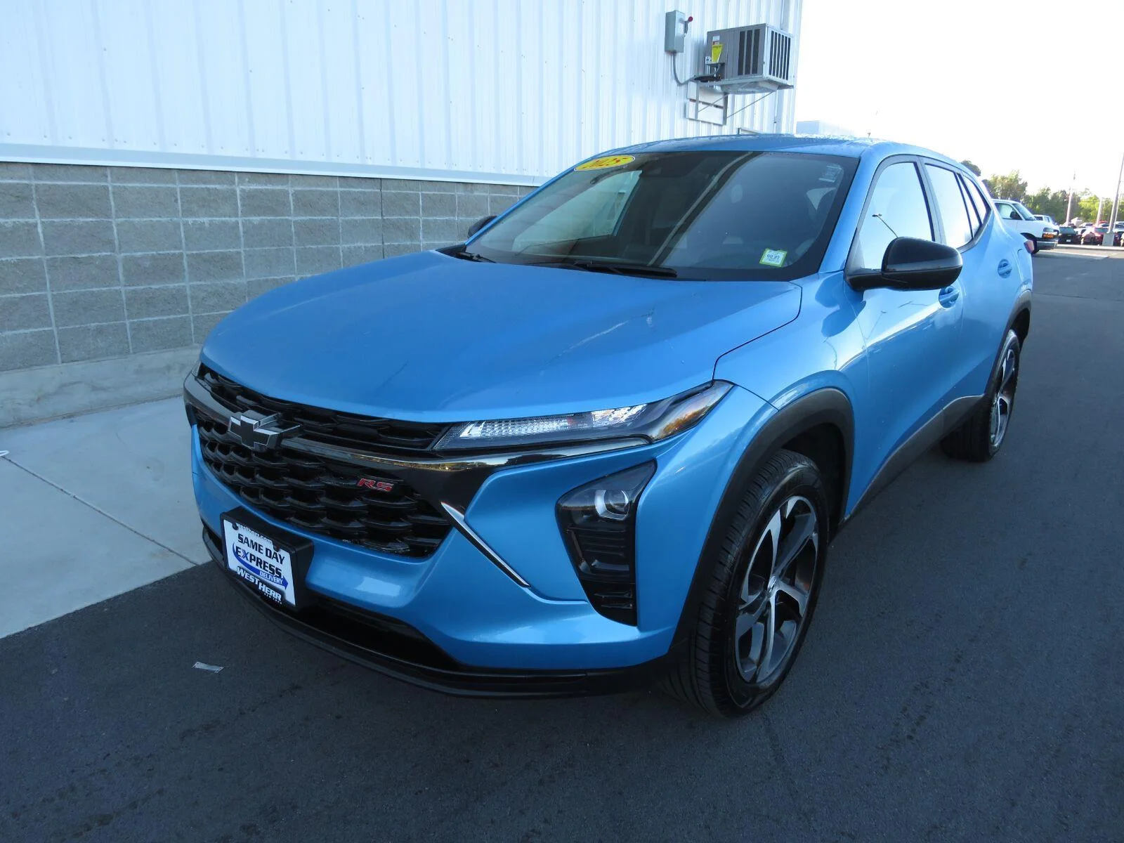 Used 2025 Marina Blue Metallic Chevrolet 1RS image 13