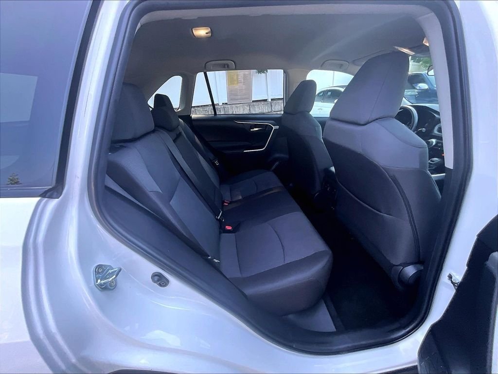 Used 2025 White Toyota XLE image 16