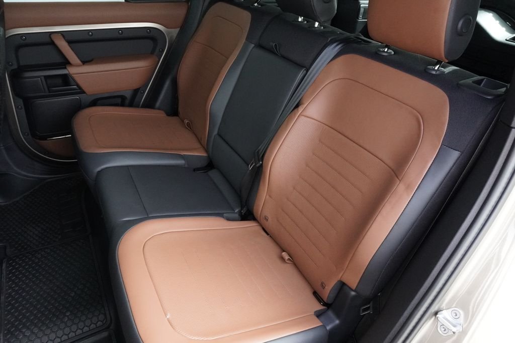 New 2026 Petra Copper LAND ROVER OCTA image 30