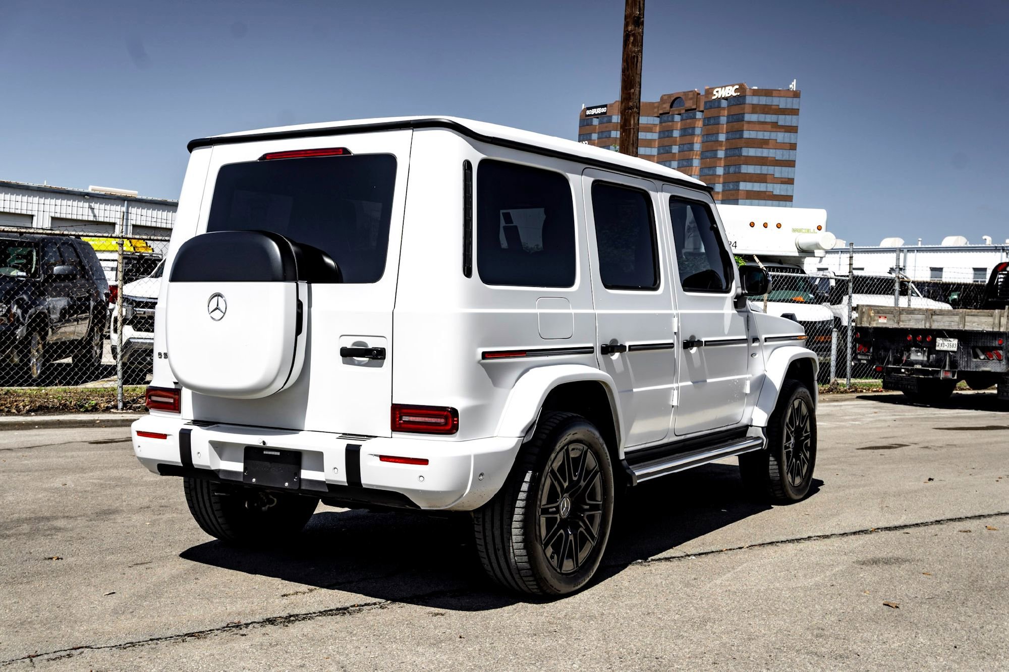 Certified Used 2025  Mercedes-Benz G 580e image 5