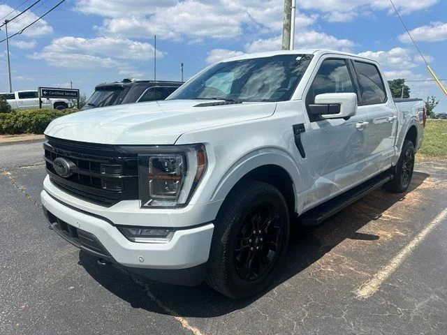 Used 2023 White Ford Lariat image 5