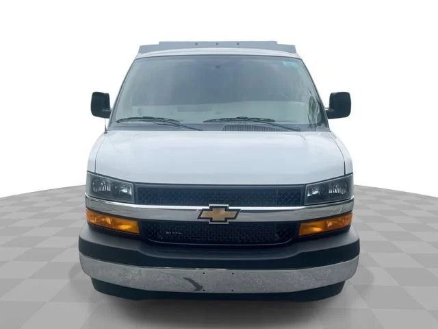 2026 Chevrolet Express Cutaway Base