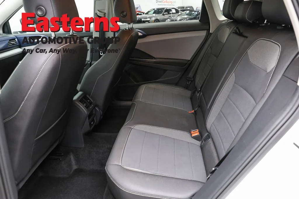 Used 2024 White Volkswagen 1.5T SE image 20