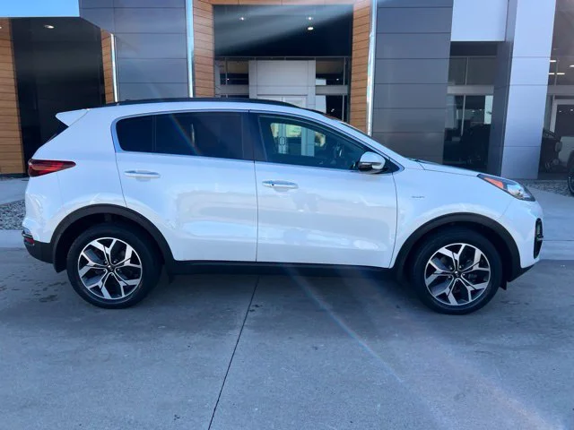 Used 2021 White Kia EX image 2