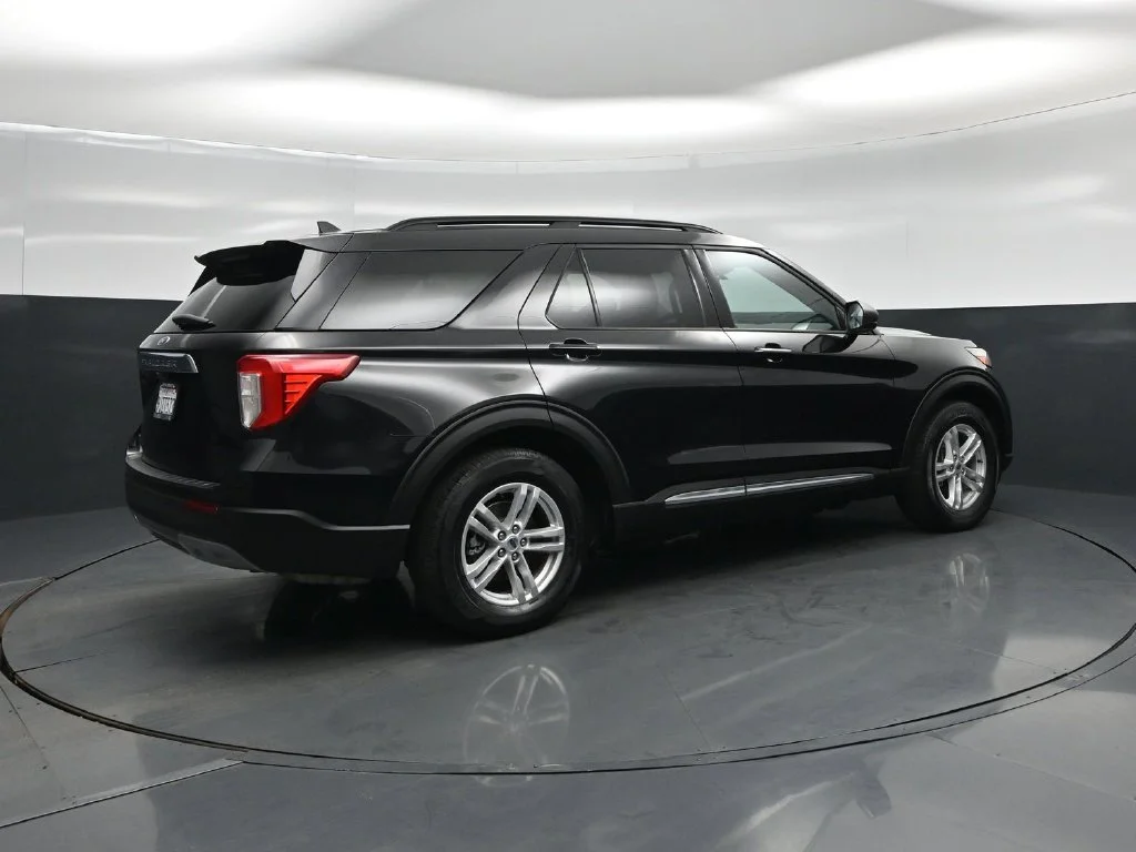 Used 2023 Black Ford XLT image 20