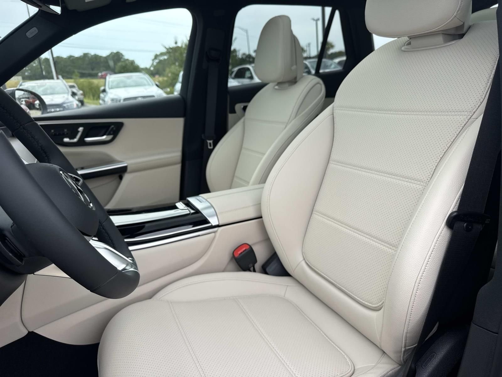 New 2027 Gray Mercedes-Benz GLC 300 image 11