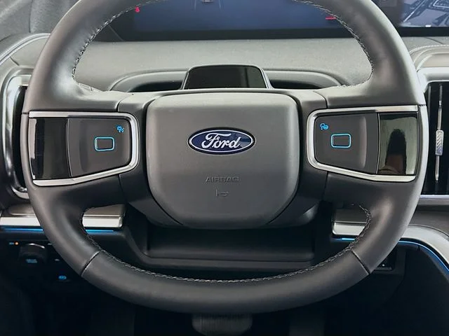 New 2026 Ford Expedition Platinum