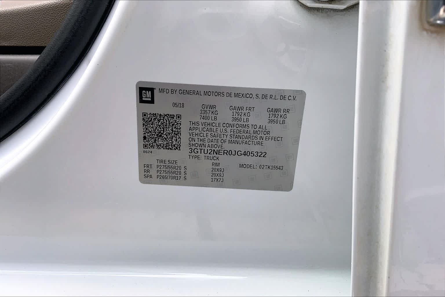 Used 2018 Summit White GMC SLT image 31