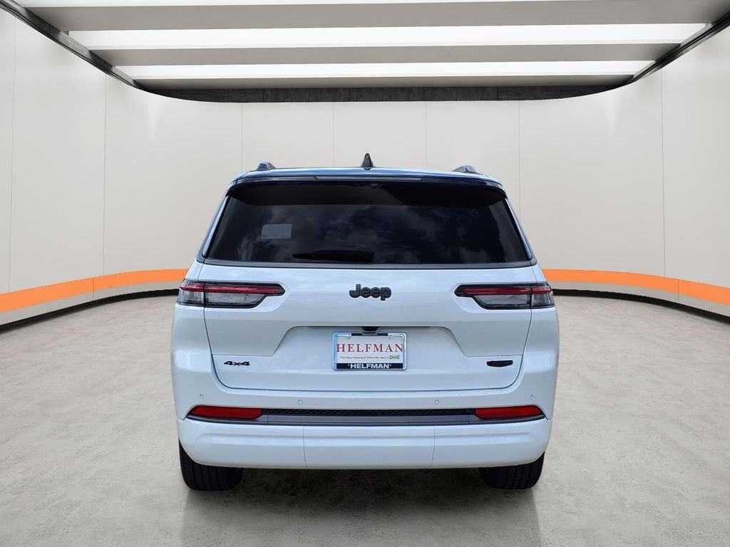New 2026 Bright White Clear-Coat Exterior Paint Jeep Summit image 5