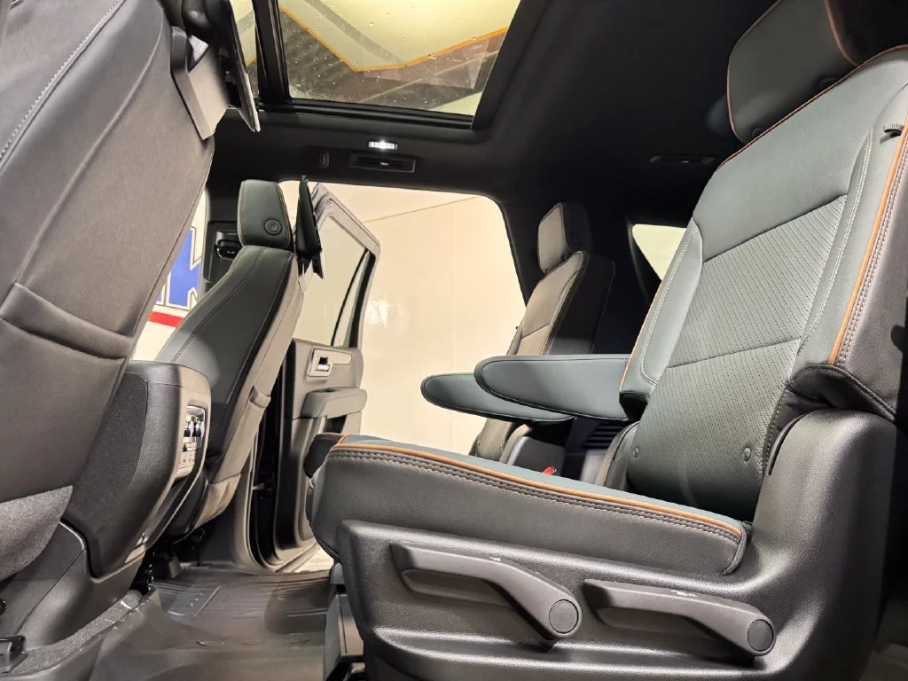 2026 GMC Yukon AT4 - Photo 10