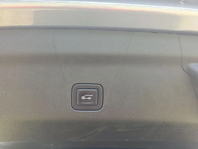 Used 2021 Gray GMC Denali image 15