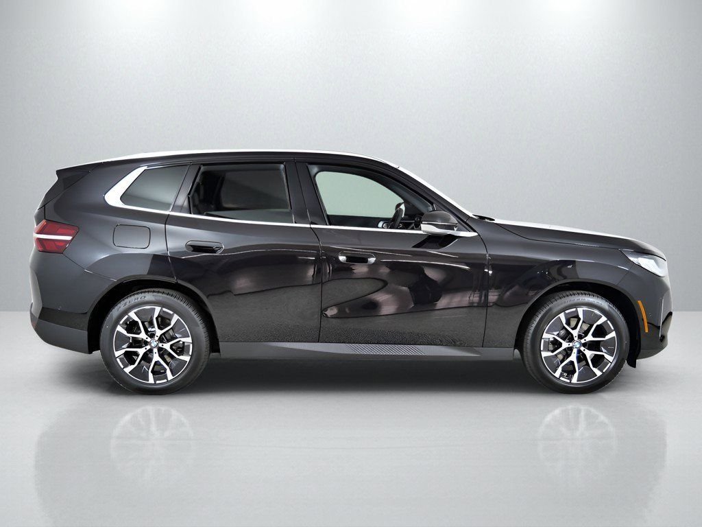 Used 2026 Black Sapphire Metallic BMW 30 xDrive image 9