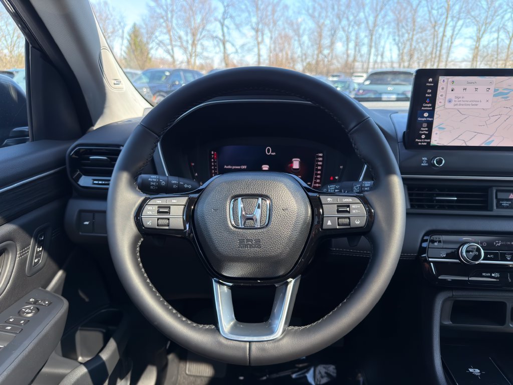 Used 2026 Crystal Black Pearl Honda Touring image 14