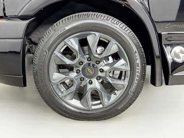 New 2026 Black Chevrolet WT image 38