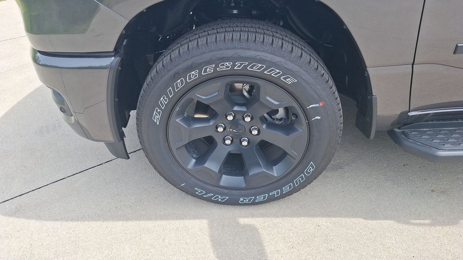 New 2026 Granite Crystal Metallic Clear-Coat Exterior Paint RAM Express image 9