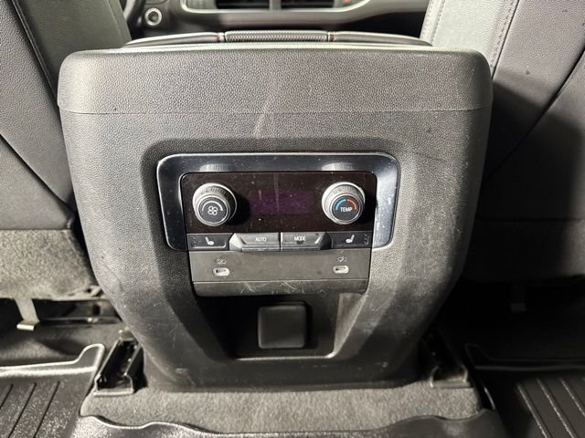Used 2022 Summit White Chevrolet RST image 13