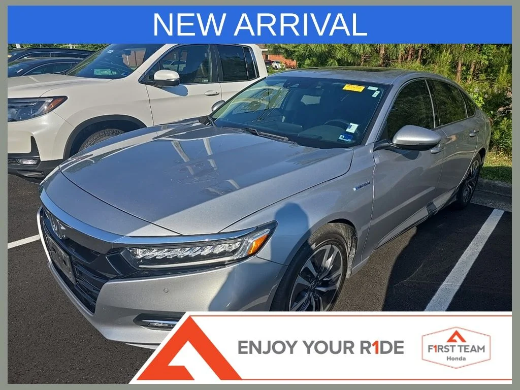 2019 Honda Accord Hybrid Touring's photo