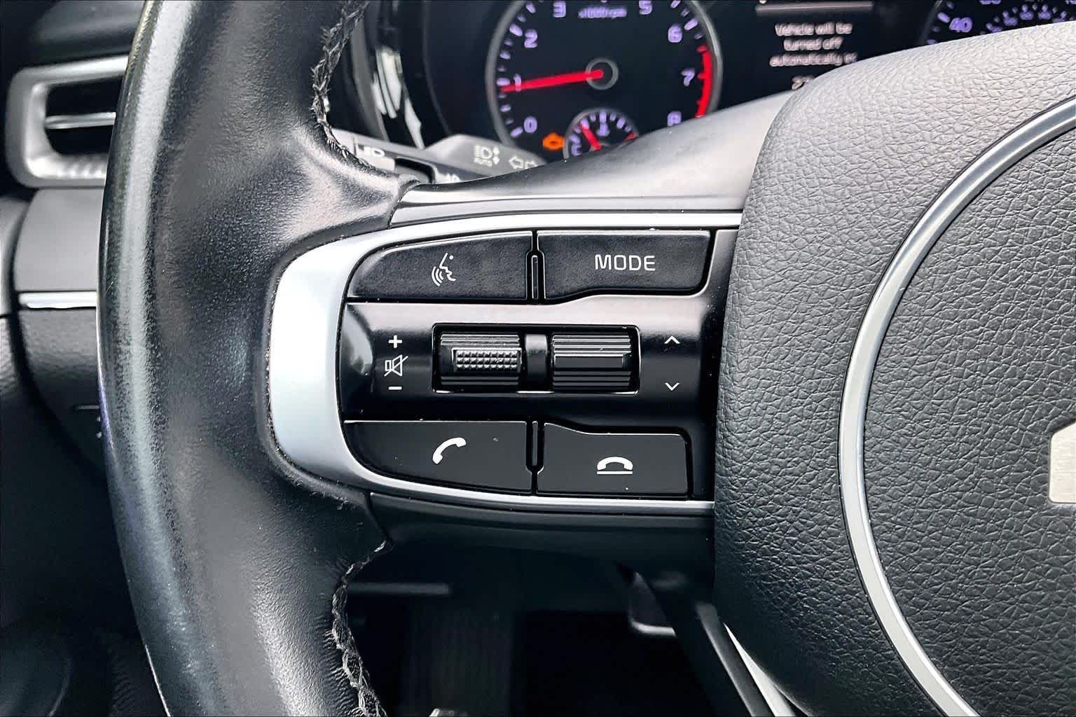 Used 2022 Glacial White Pearl Kia GT-Line image 24