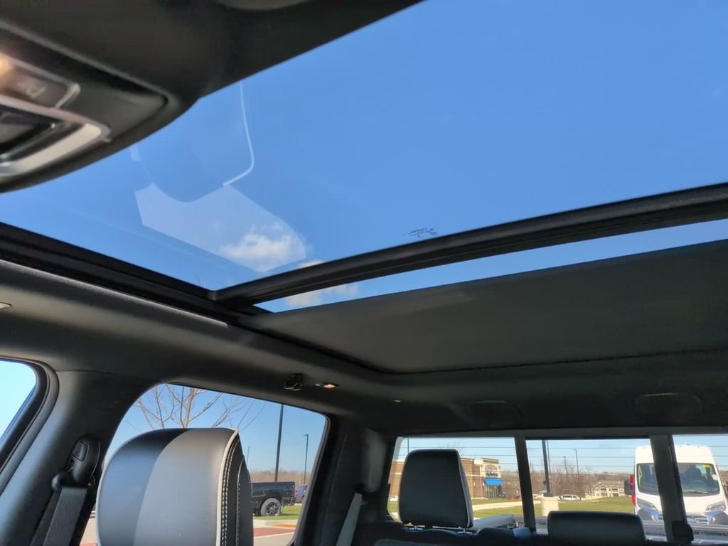 New 2026 Forged Blue Metallic Exterior Paint RAM LARAMIE image 25