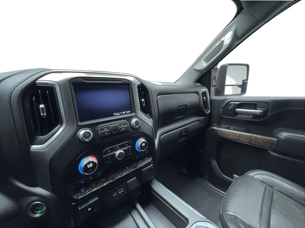 Used 2021 Black GMC Denali image 43
