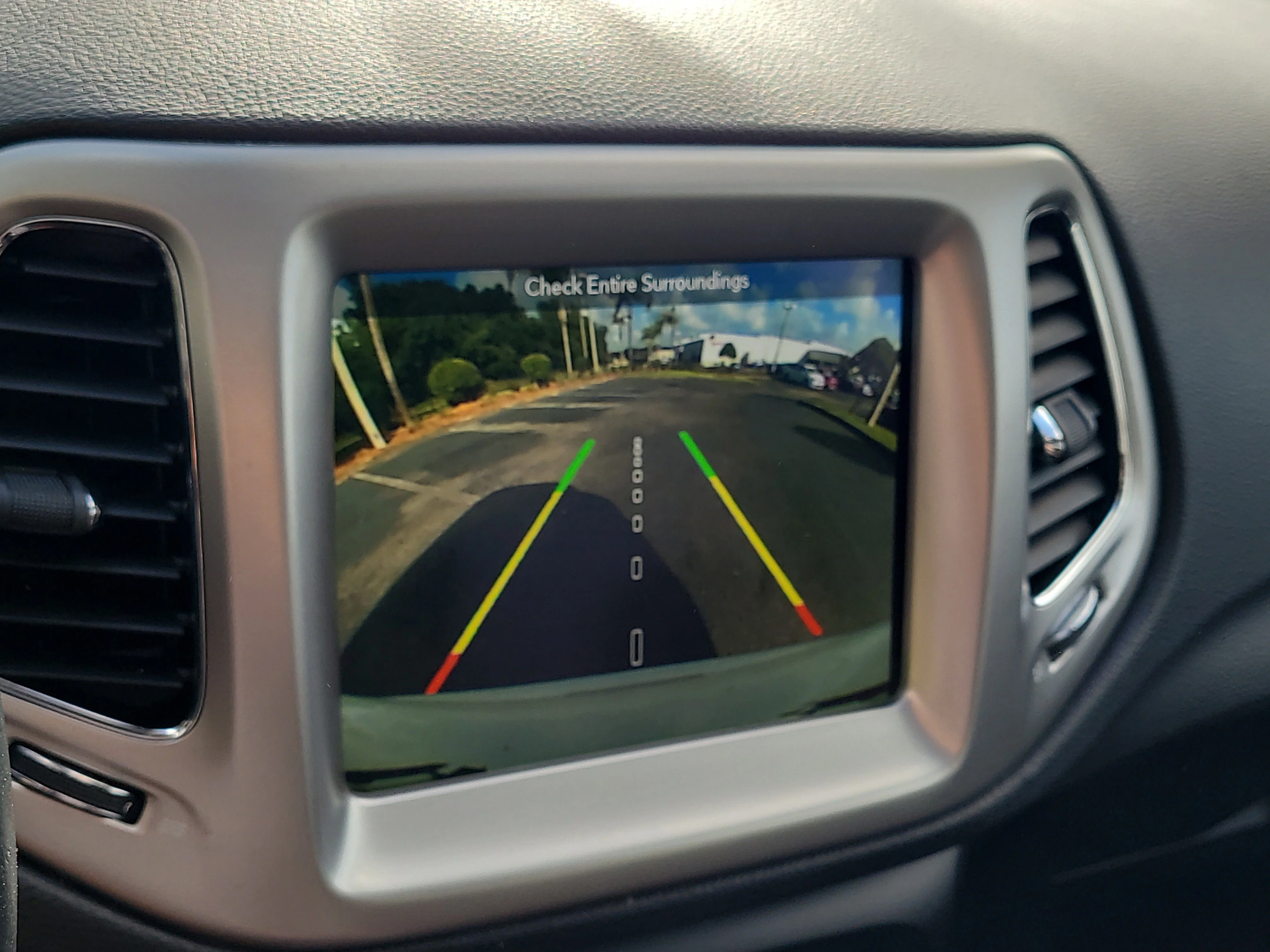Used 2018 White Clearcoat Jeep Latitude image 34