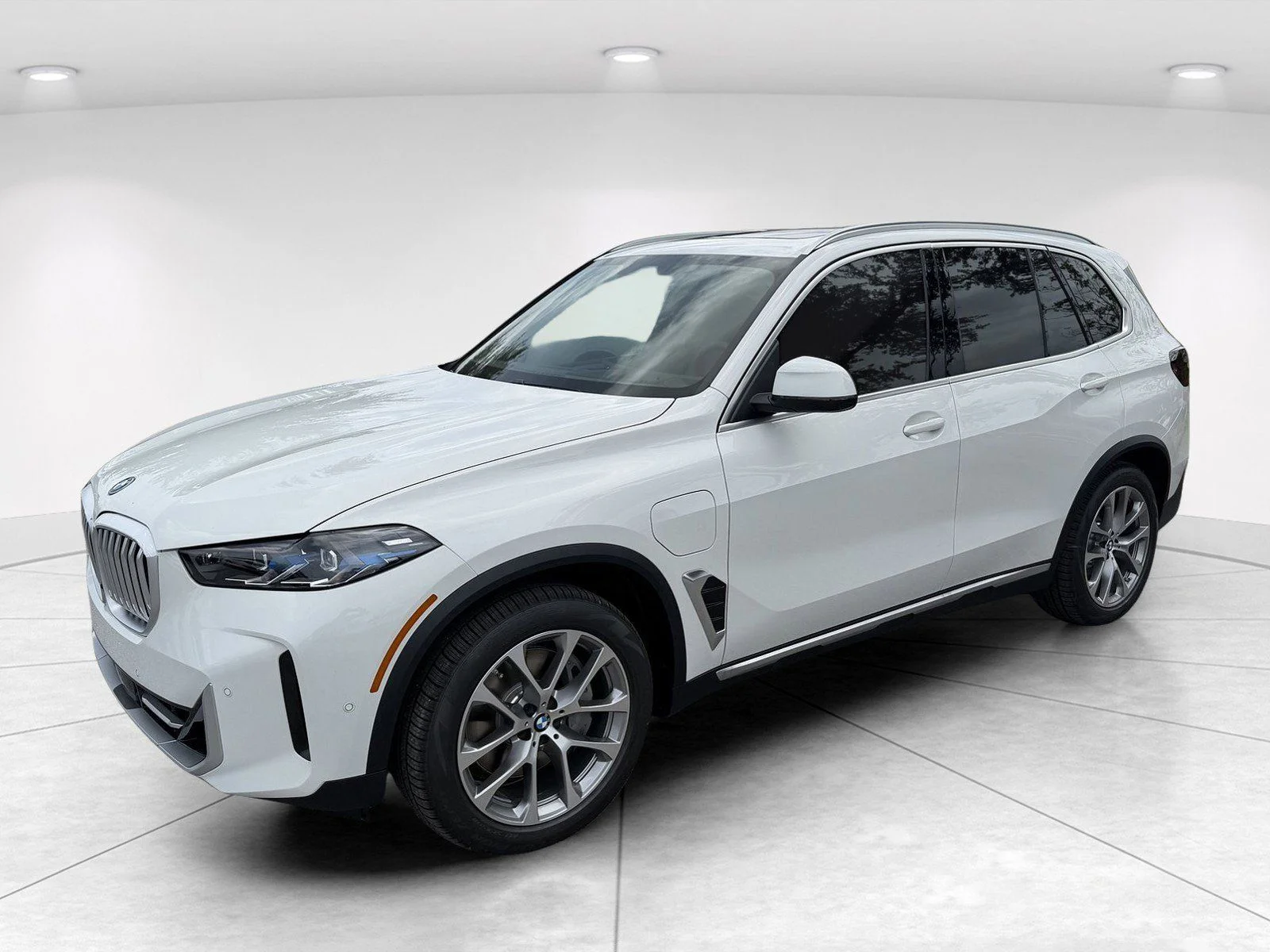 New 2026 Alpine White BMW xDrive50e image 8