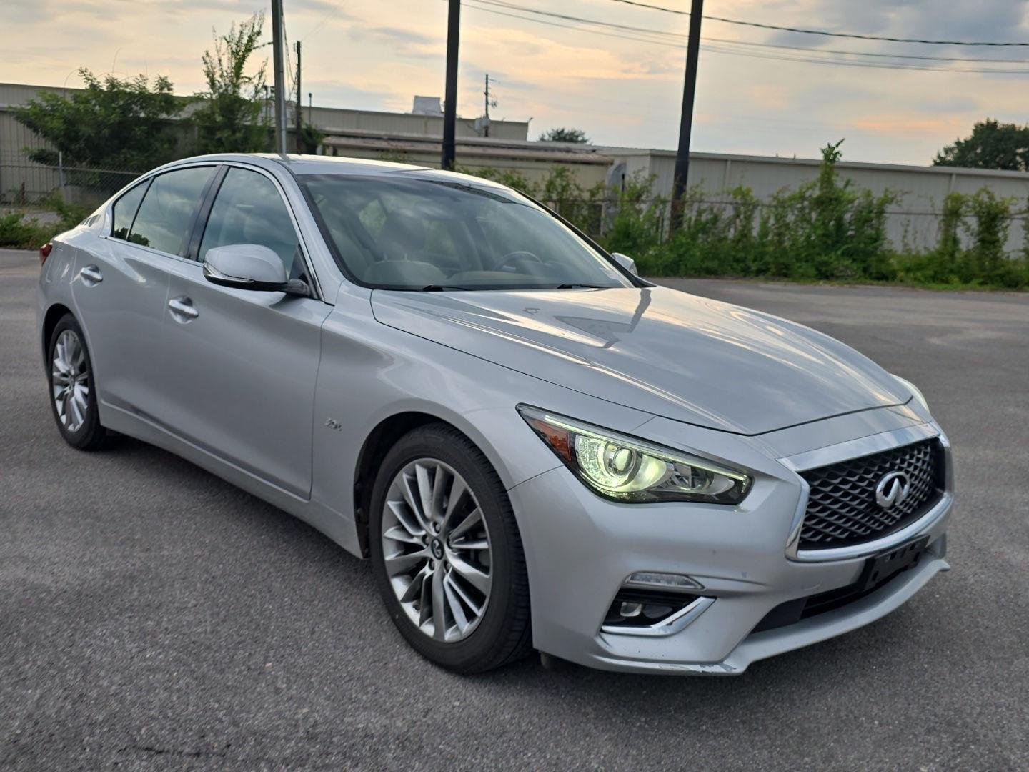 Used 2019 Liquid Platinum INFINITI 3.0t LUXE image 1