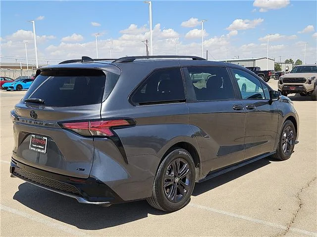 Used 2025 Magnetic Gray Metallic Toyota XSE 7 Passenger image 3