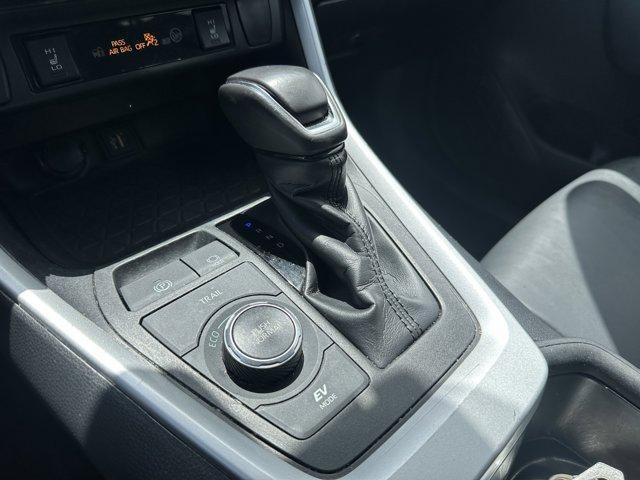 Certified Used 2023 MAGNETIC GRAY MET. Toyota  image 30