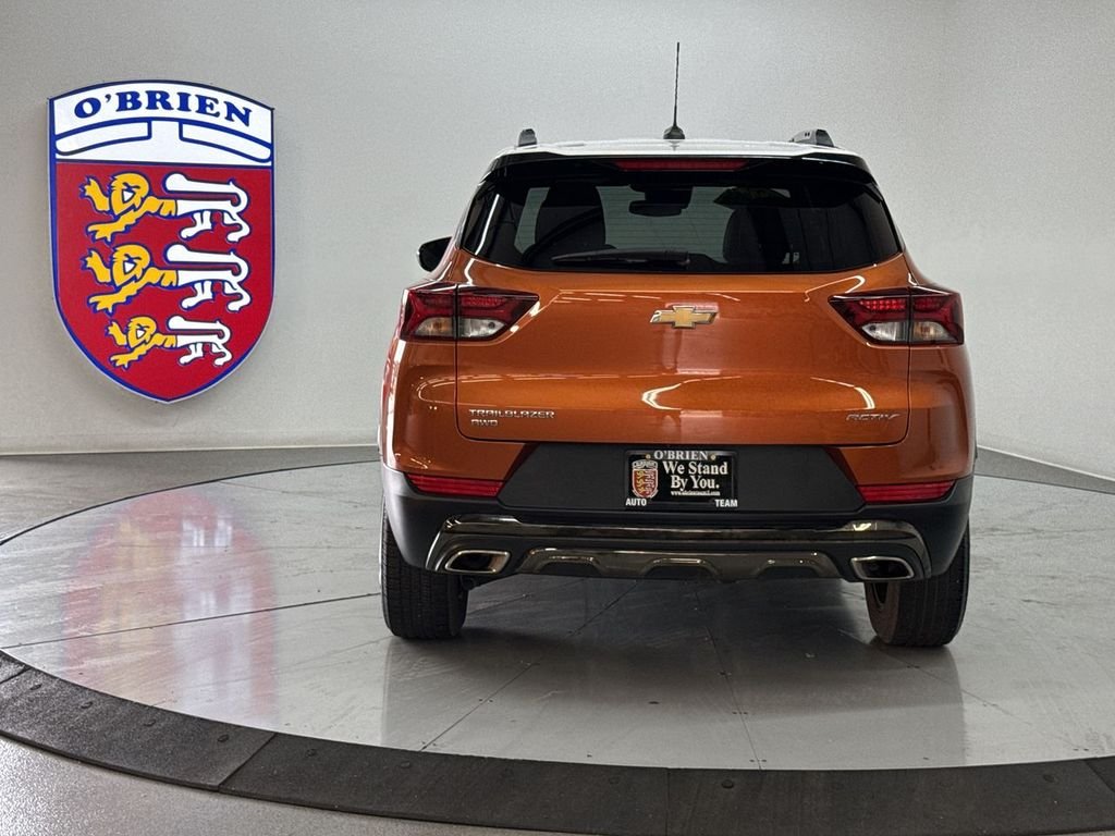 Used 2022 Orange Metallic Chevrolet ACTIV image 11