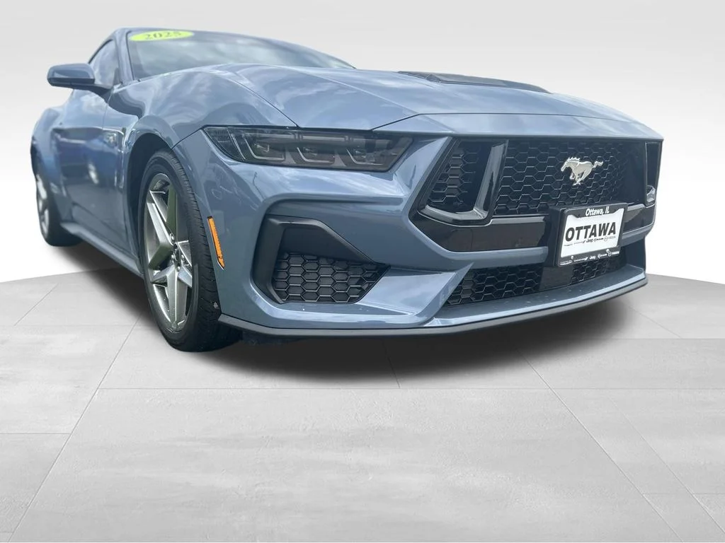 2025 Ford Mustang