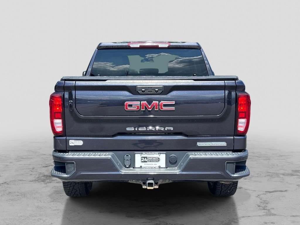 Used 2022 Silver GMC Elevation image 4