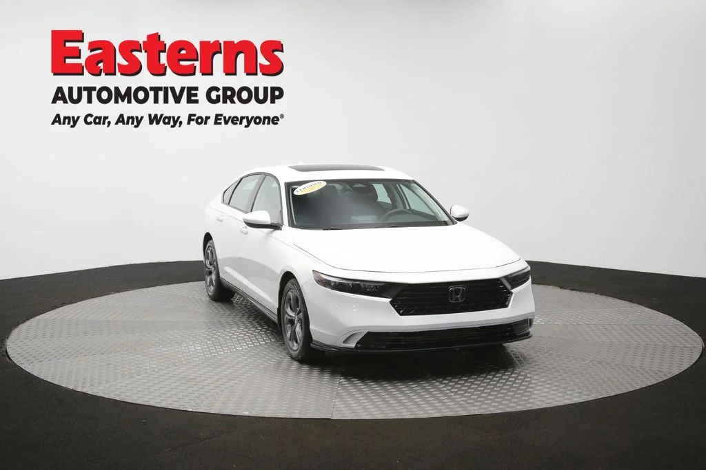 Used 2024 White Honda EX image 50