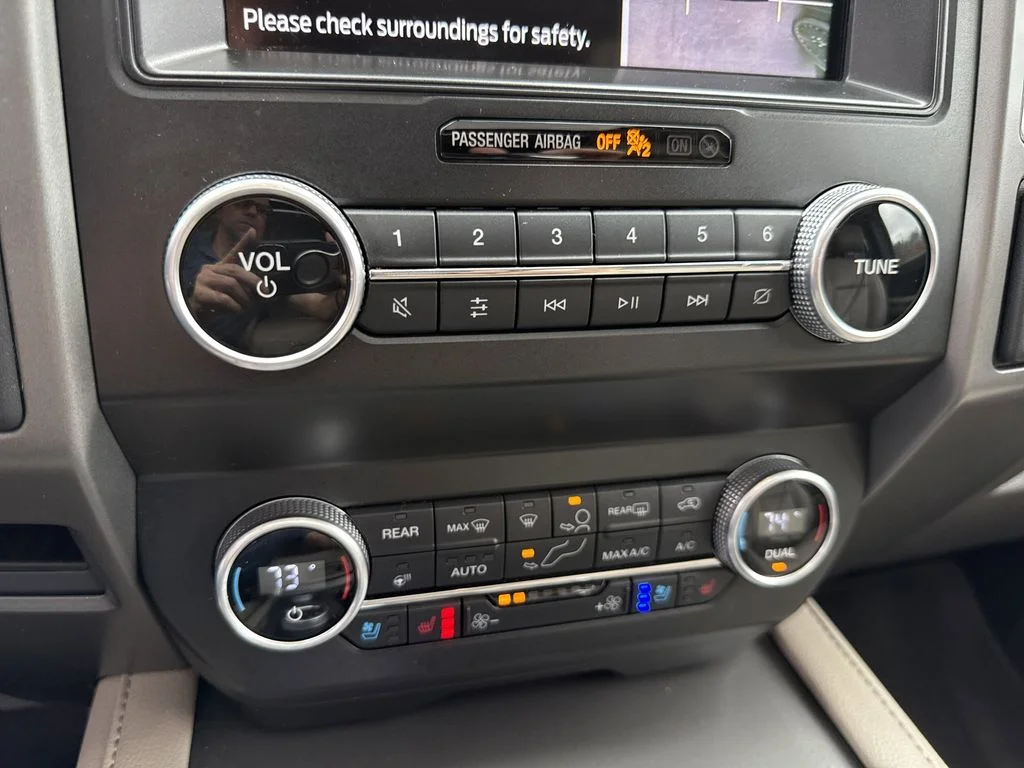 Used 2021 Oxford White Ford XLT image 21