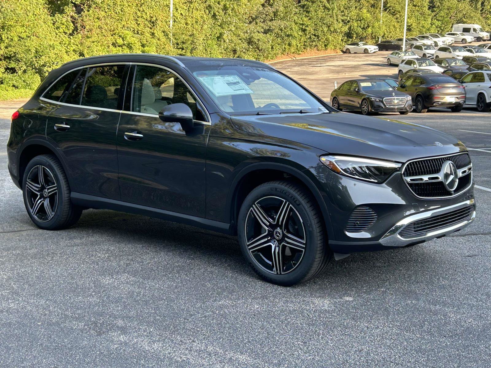 New 2027 Graphite Grey Metallic Mercedes-Benz GLC 300 SUV image 4