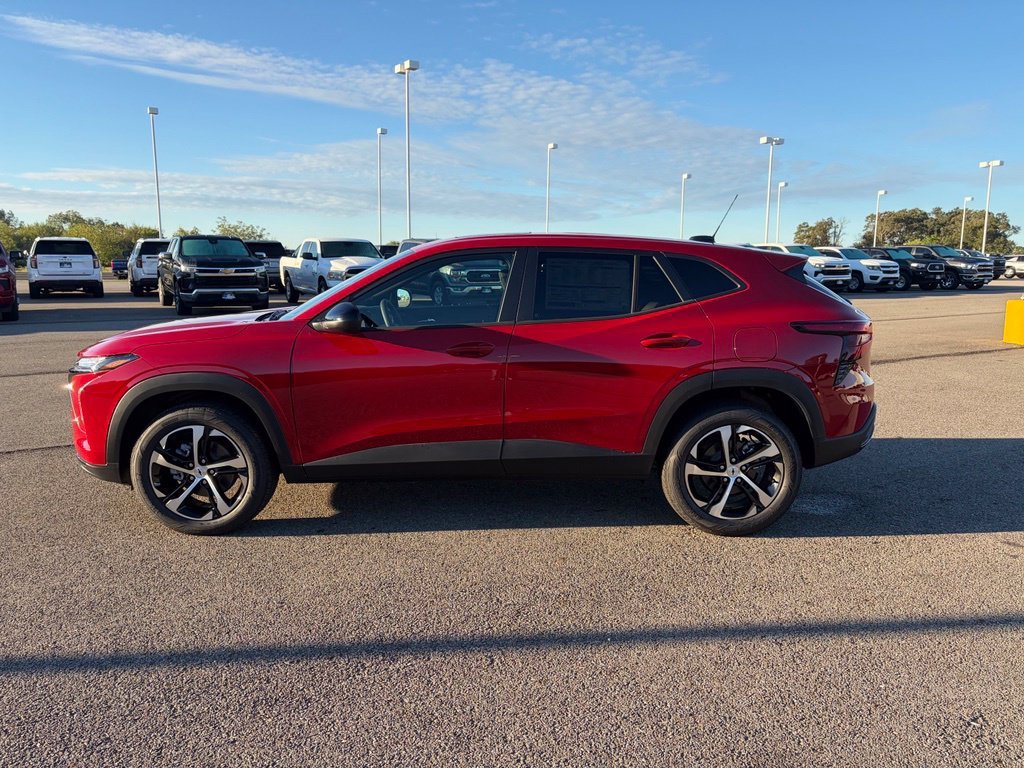 2026 Chevrolet Trax RS - Photo 2
