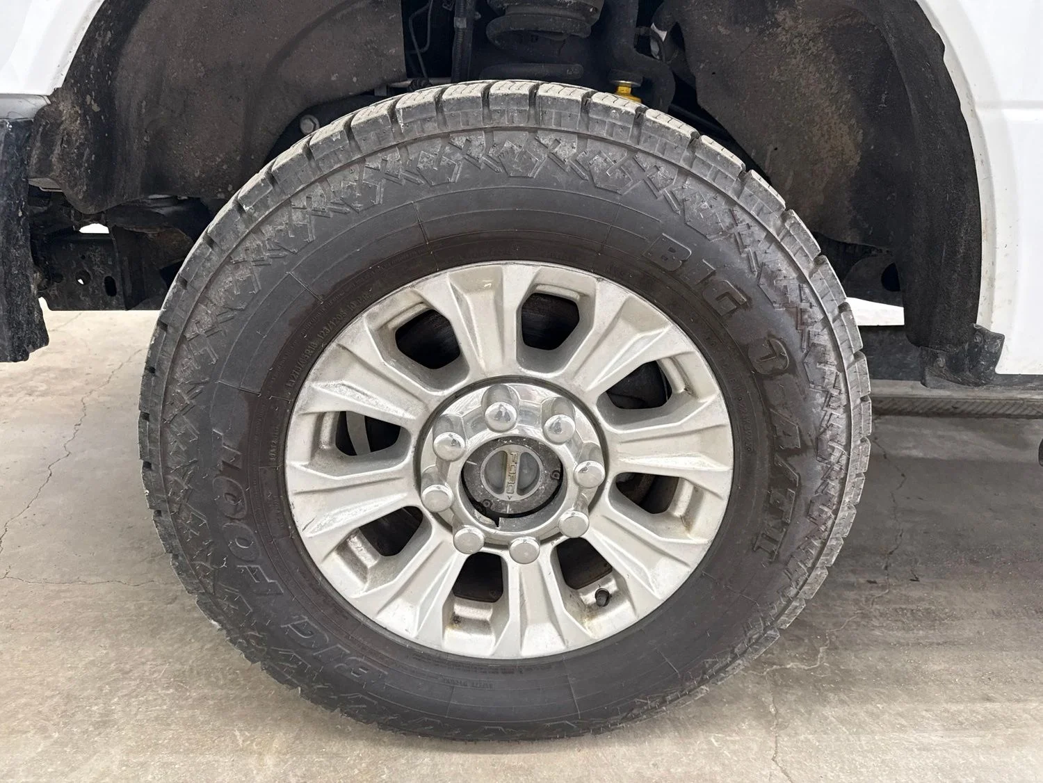 Used 2022 Oxford White Ford XLT image 10