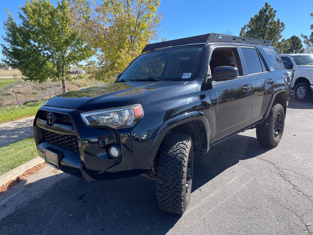 Used 2016 Black Toyota SR5 image 2