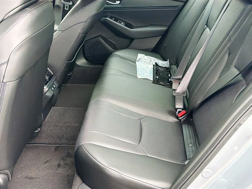 New 2026 Solar Silver Metallic Honda Touring image 18