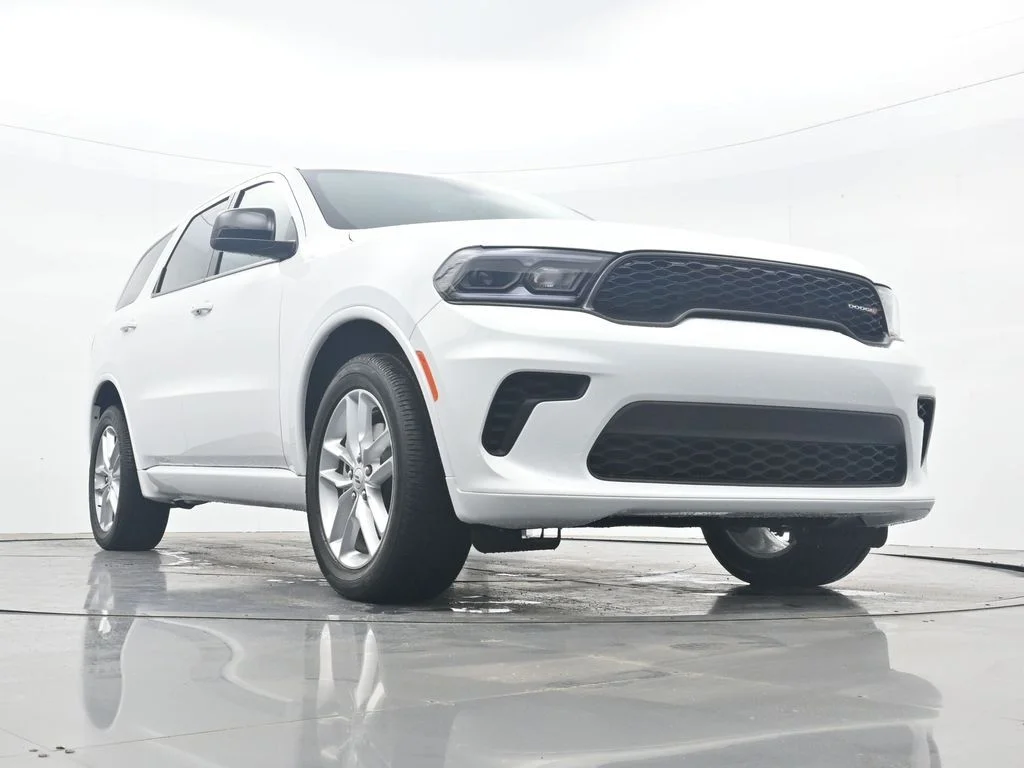 New 2026 White Knuckle Clear-Coat Exterior Paint Dodge GT image 35