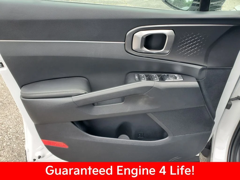 New 2026 Glacial White Pearl Kia S image 26