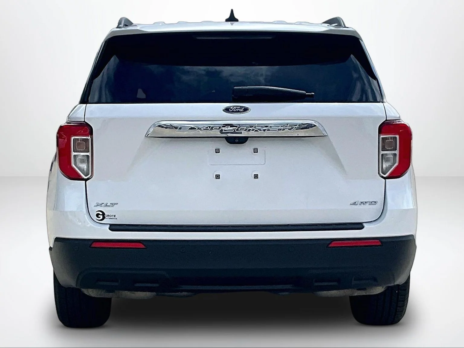 Used 2022 White Ford XLT image 5