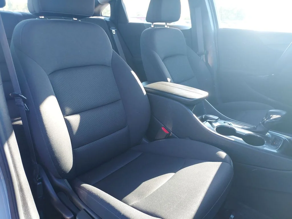 Used 2024 Gray Chevrolet LT image 29