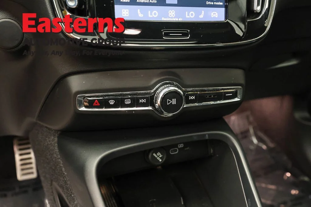 Used 2022 Gray Volvo P8 Ultimate image 19