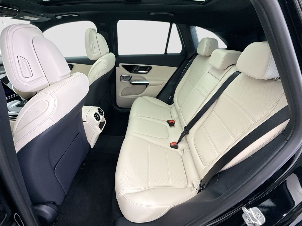 New 2026 Black Mercedes-Benz GLC 300 image 21