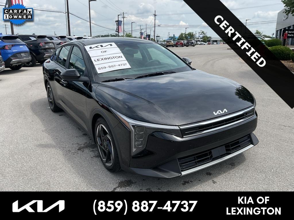 Used 2025 Aurora Black Pearl Kia EX image 1
