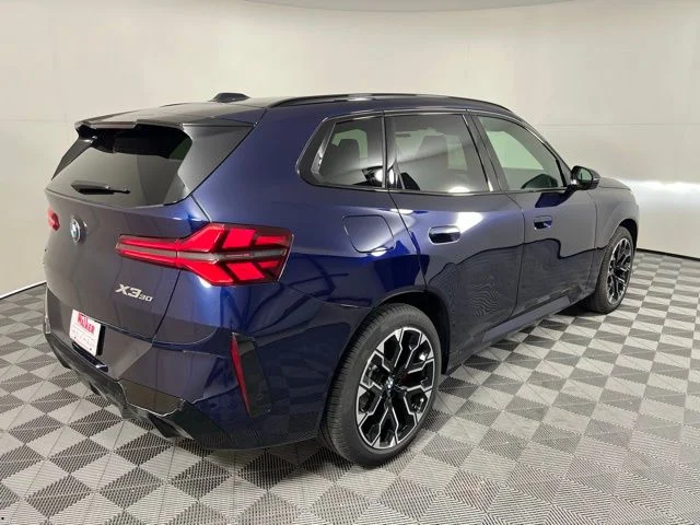 New 2026 Tanzanite Blue II Metallic BMW 30 xDrive image 7