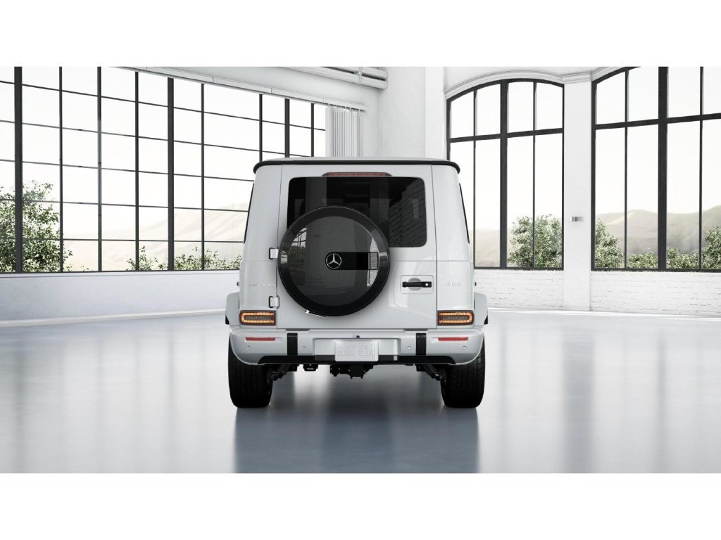 New 2027 MANUFAKTUR Moonlight White Metallic Mercedes-Benz AMG® G 63 SUV image 68